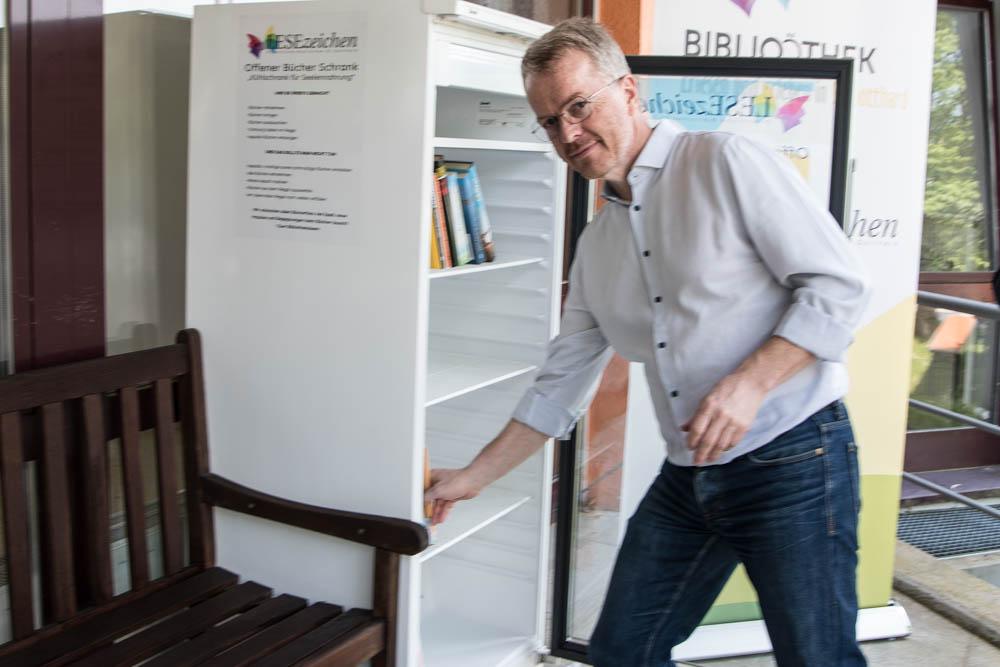 Lesekühlschrank Befüllung 2